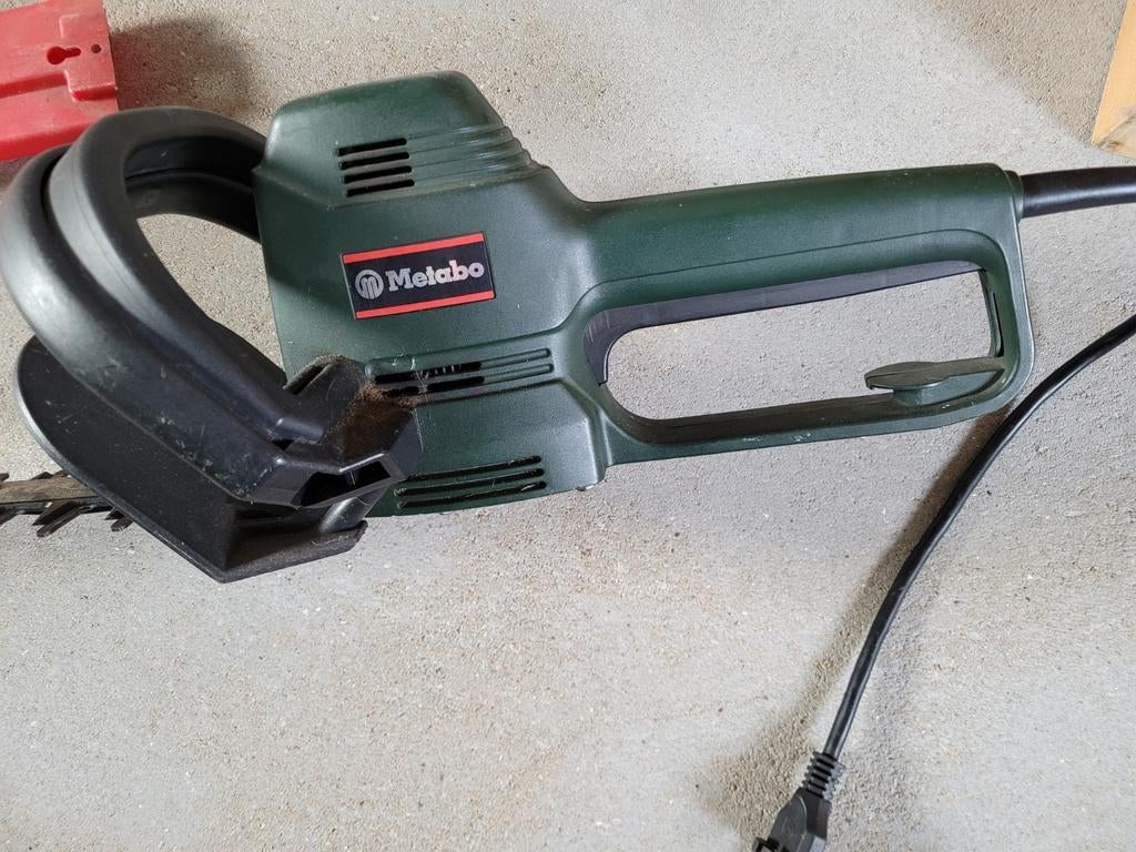 Taille-haie Metabo type HS 8155 S, Enlèvement, Utilisé, Électrique, Metabo