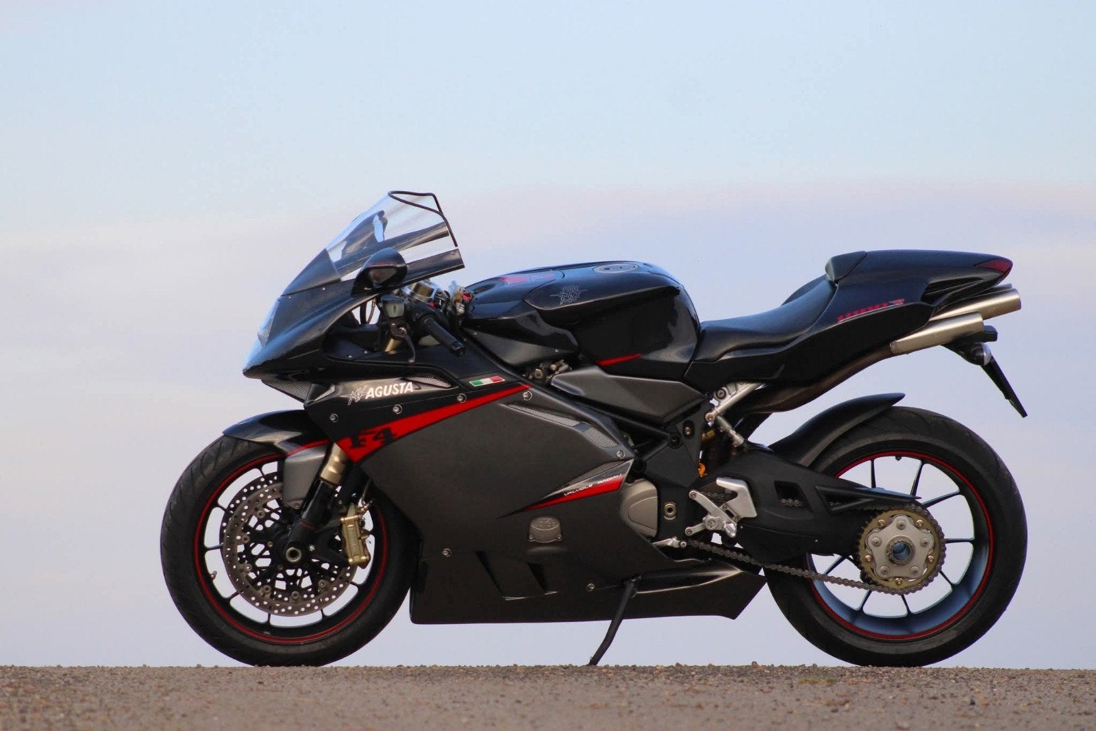 Collectoritem in nieuwstaat, MV Agusta F4 1000R Monoposto, 998 cm³, Plus de 35 kW, 4 cylindres, Manuelle