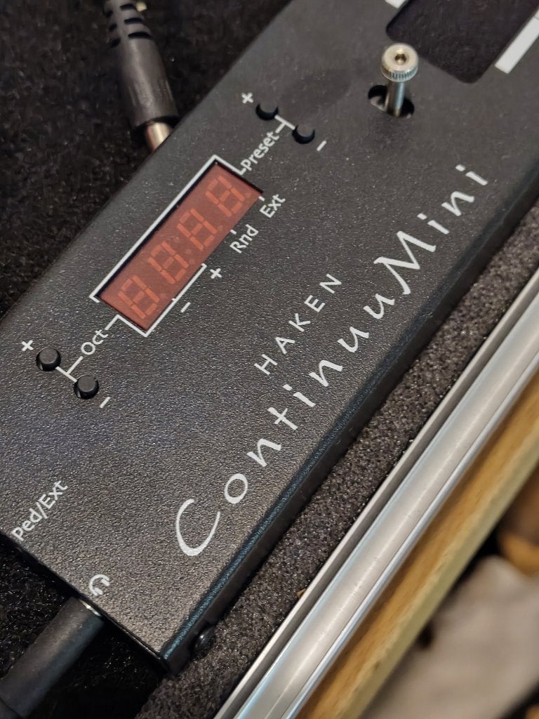 Continuümini, Muziek en Instrumenten, Ophalen of Verzenden, Zo goed als nieuw, Overige merken