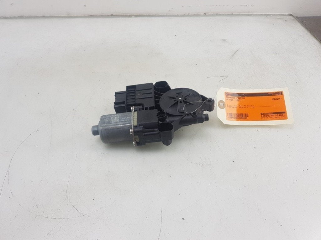 MOTEUR LEVE VITRE ELECTRIQUE Seat Ibiza V (KJB) (01-2017/-), Autos : Pièces & Accessoires, Robert Bosch AG, Utilisé, Seat, Robert-Bosch-Allee 1
74232  Abstatt, DE