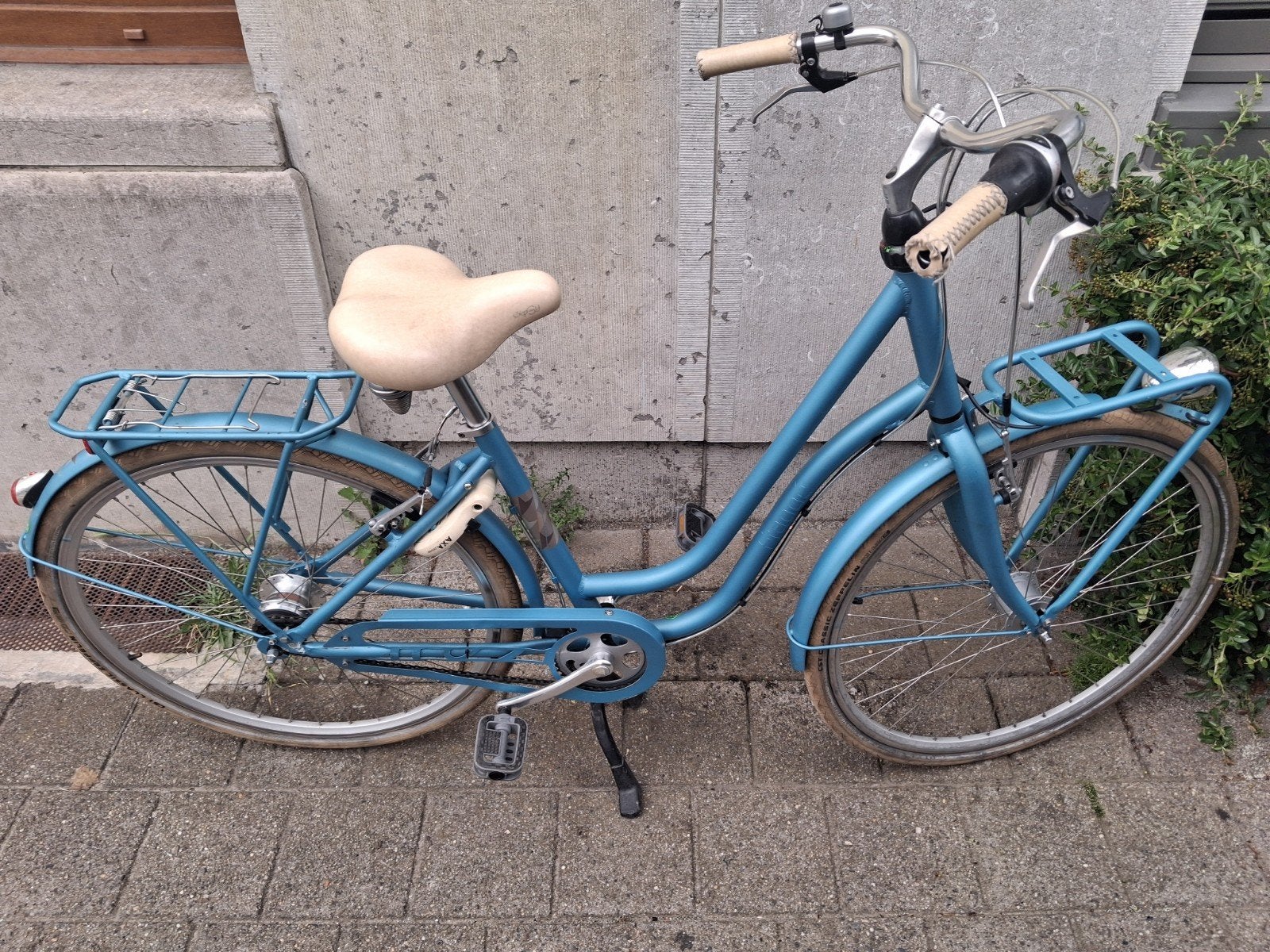 DAMESFIETS WEINIG GEBRUIKT !! RIJKLAAR !!, Fietsen en Brommers, Ophalen