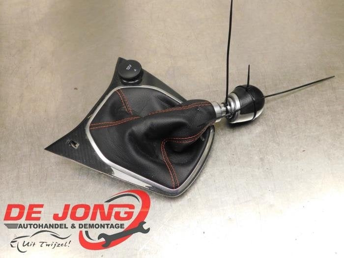 Enveloppe levier de vitesse d'un Ford Fiesta, -, 3 mois de garantie, -, -