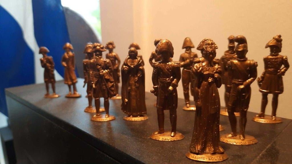 personnages importants de l'époque napoléonienne, Enlèvement ou Envoi, Comme neuf, Historique, Figurine(s)