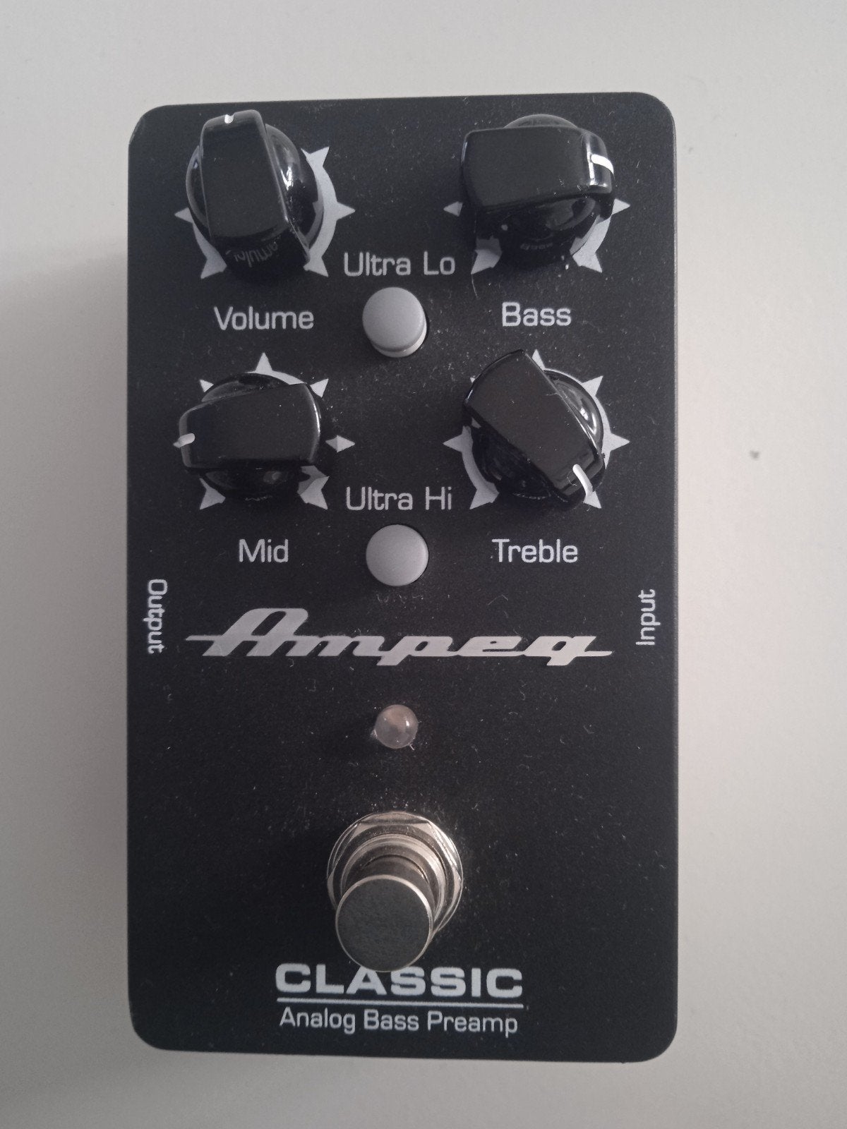 Classic analog bass preamp (pedaal), Muziek en Instrumenten, Ophalen of Verzenden