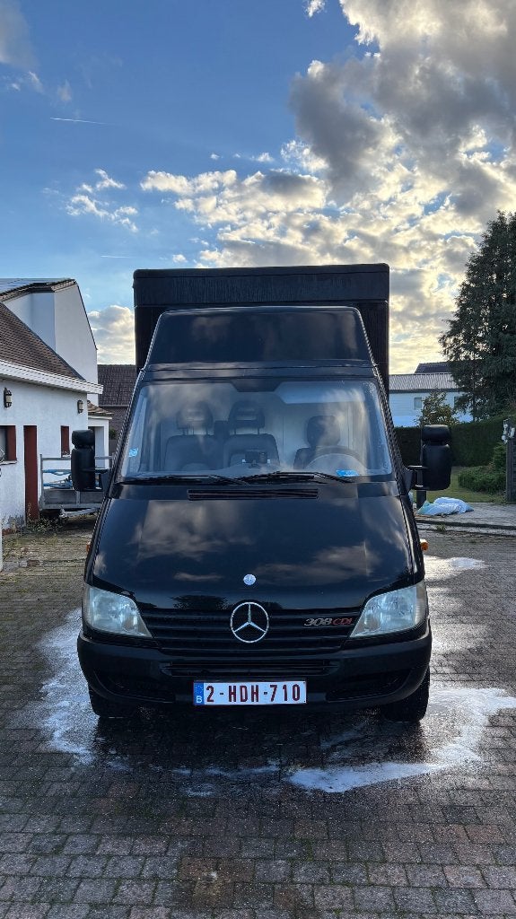 Mercedes Paarden camionette (B-rijbewijs), Ophalen, Gebruikt, Overige materialen, Overige typen