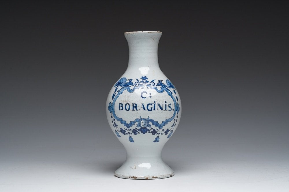 Un pot à pharmacie « Boraginis » bleu et blanc, 18ème siècle, Antiquités & Art, Antiquités | Céramique & Poterie, Envoi