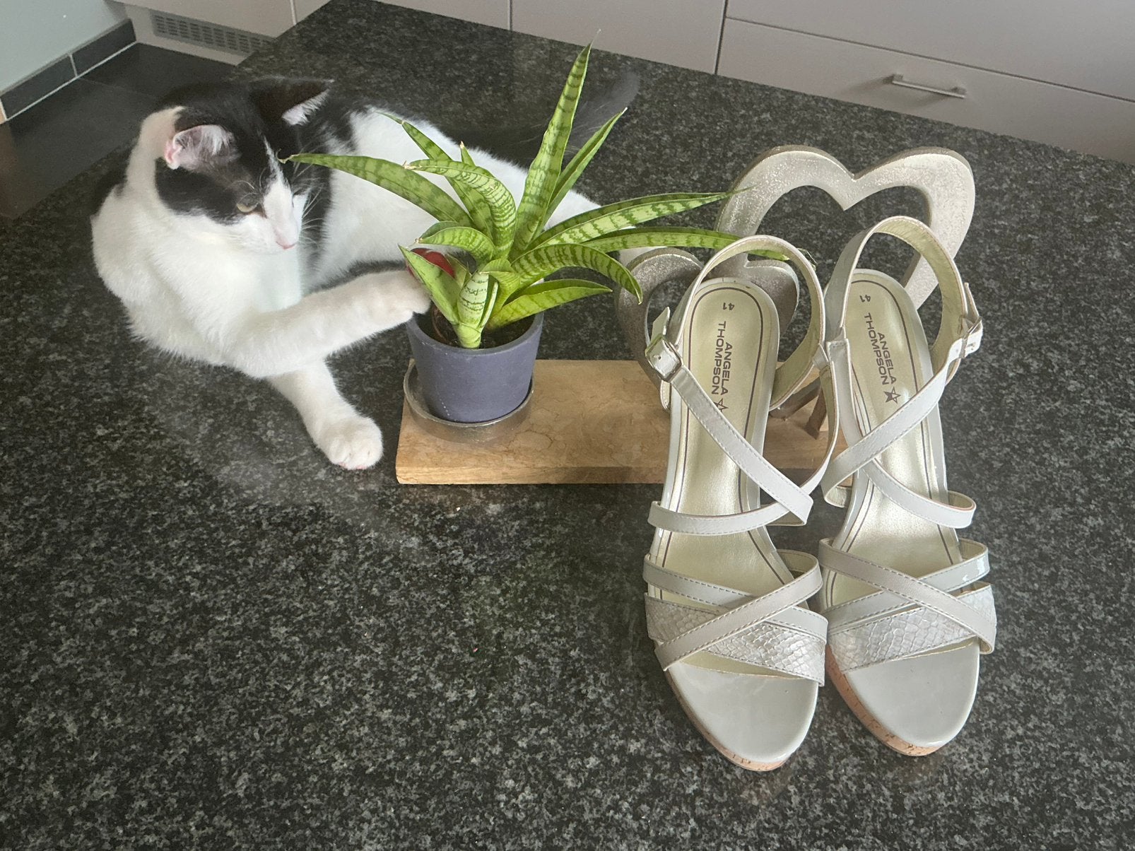 Sandales taille 41, Enlèvement ou Envoi, Chaussures à haut talons, Comme neuf, Blanc