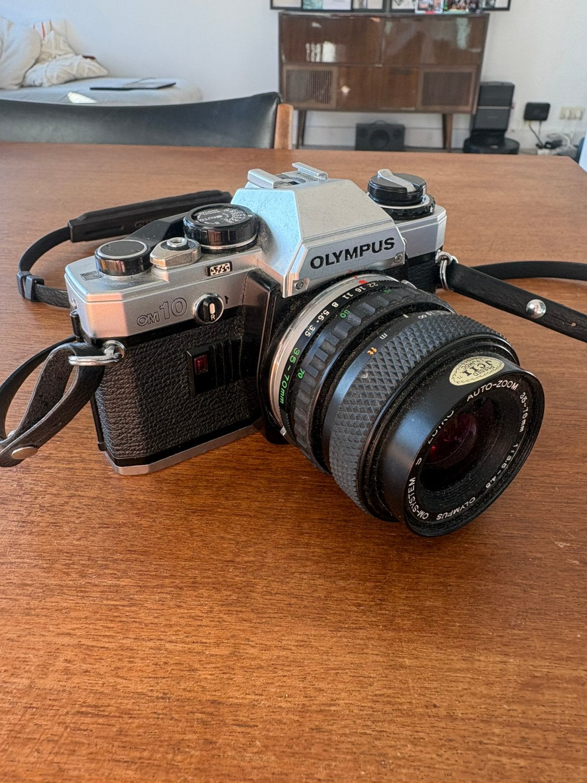 Olympus OM10, Audio, Tv en Foto, Ophalen, Zo goed als nieuw, Olympus