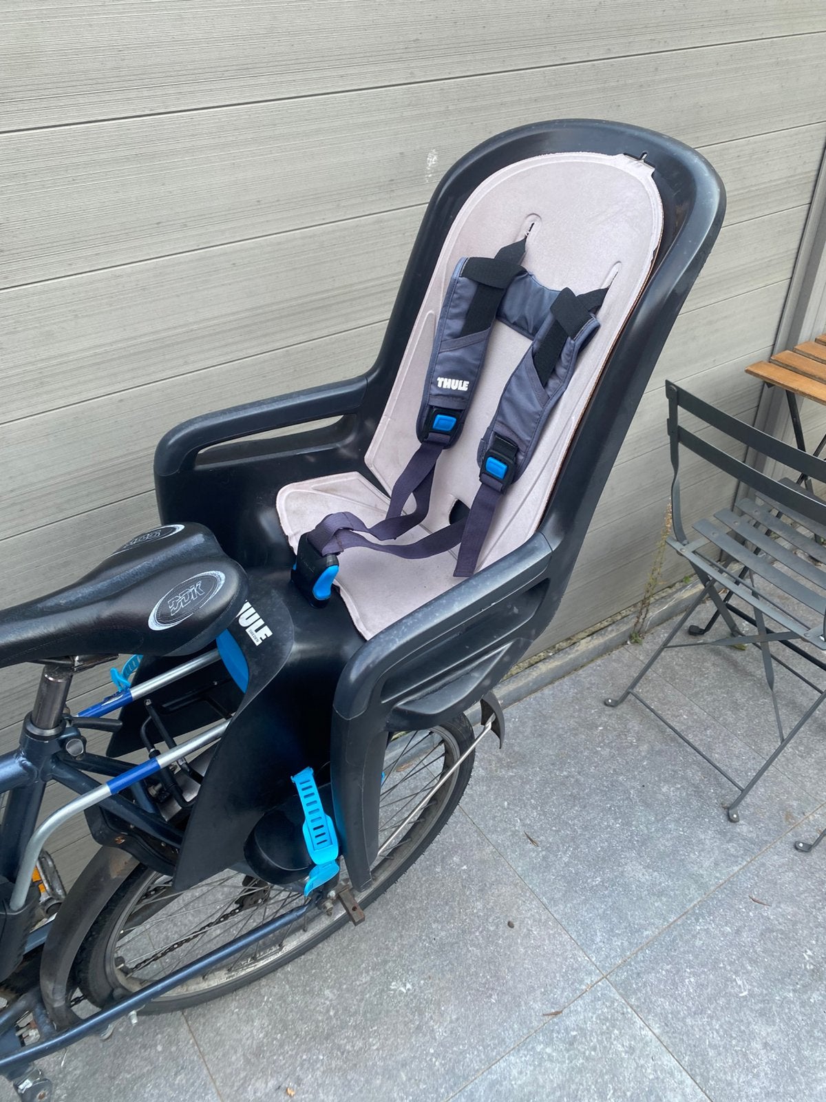 Kinderzitje Thule, Fietsen en Brommers, Ophalen, Gebruikt, Achterzitje, Voetsteuntjes