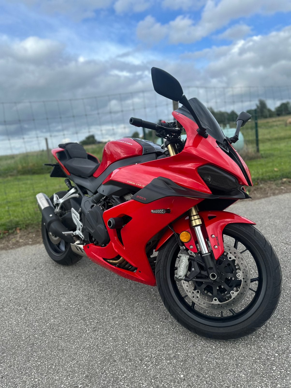 QJ Motor SRK 800rr 2025  weinig kilometers, Motoren, Ophalen, 4 cilinders, Meer dan 35 kW