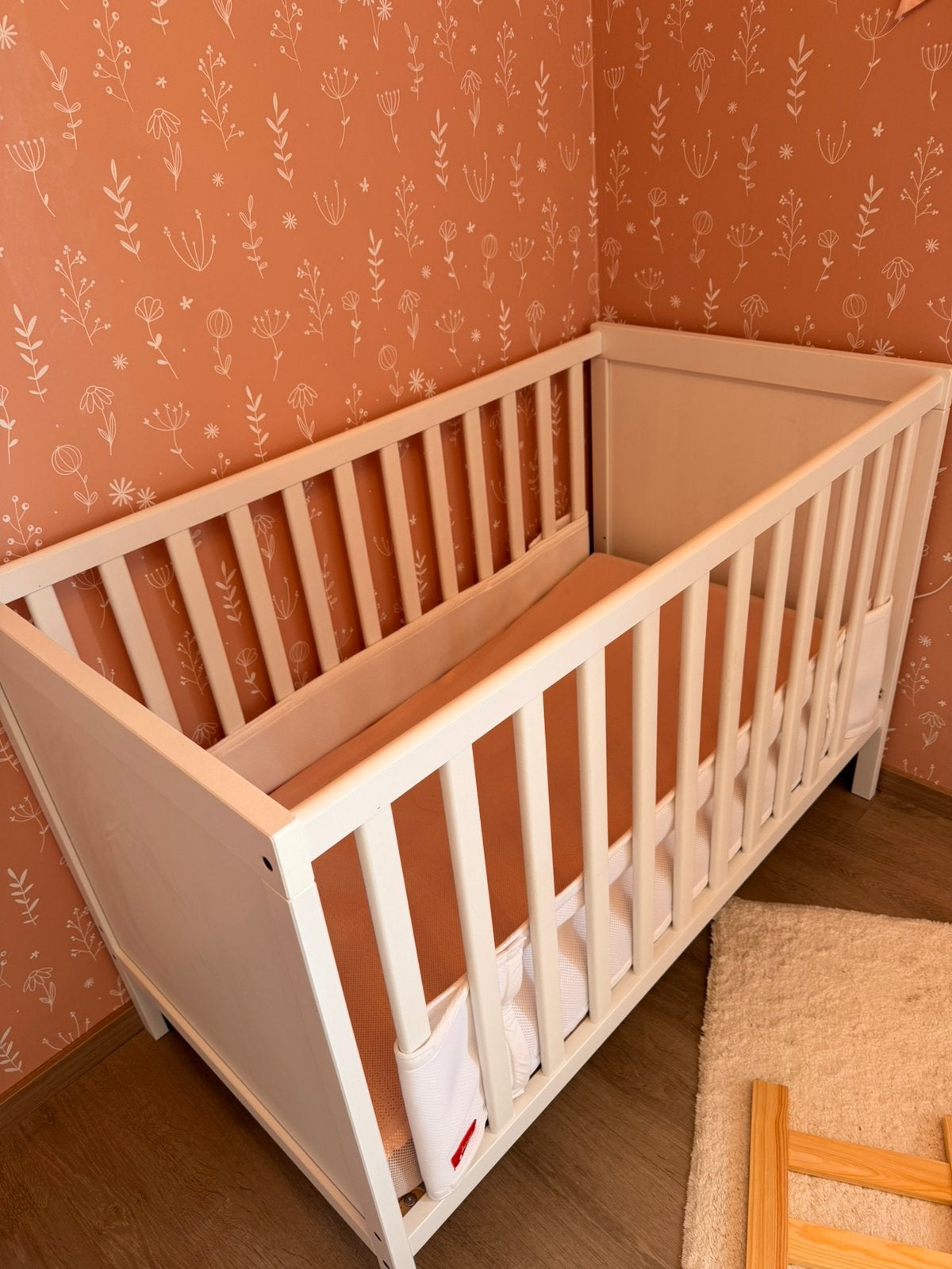 Lit bébé Ikea + matelas Multicare, Enlèvement, Comme neuf, Lit