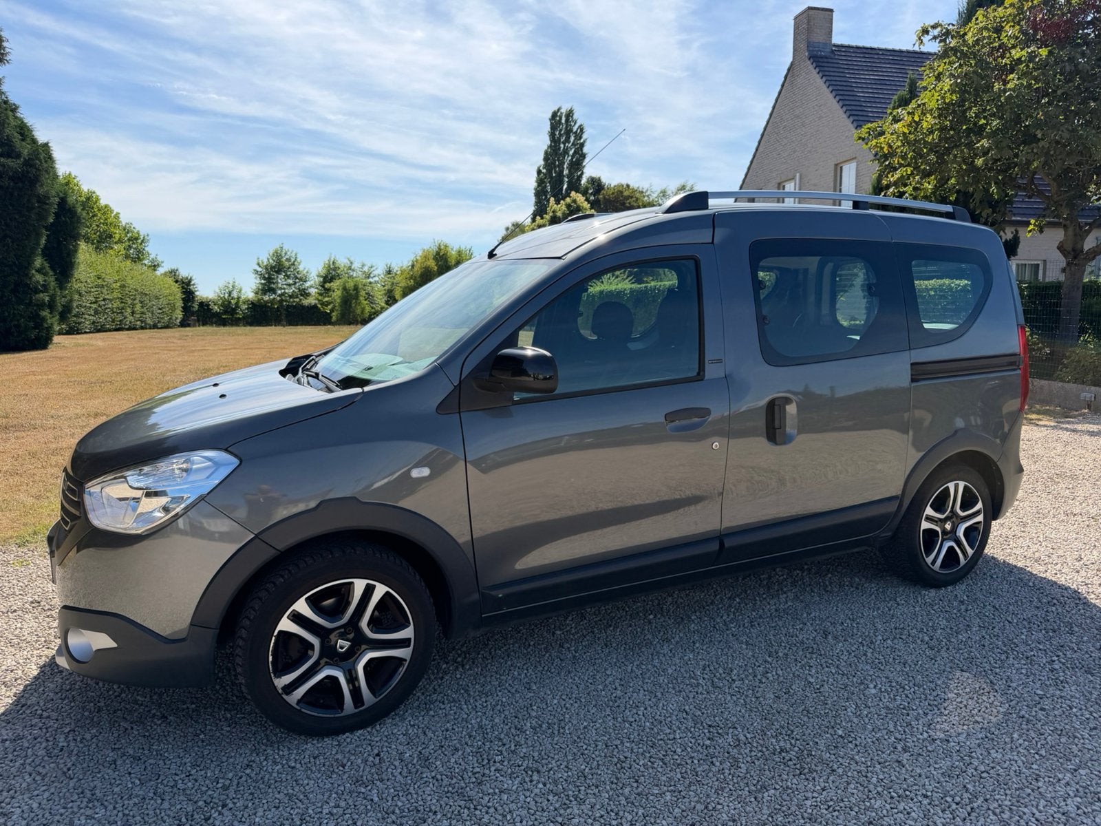 Dacia Dokker Stepway 1.2i Urban Explorer*2018*Garantie*8199€, Voorwielaandrijving, Dealer onderhouden, Euro 6, 4 cilinders