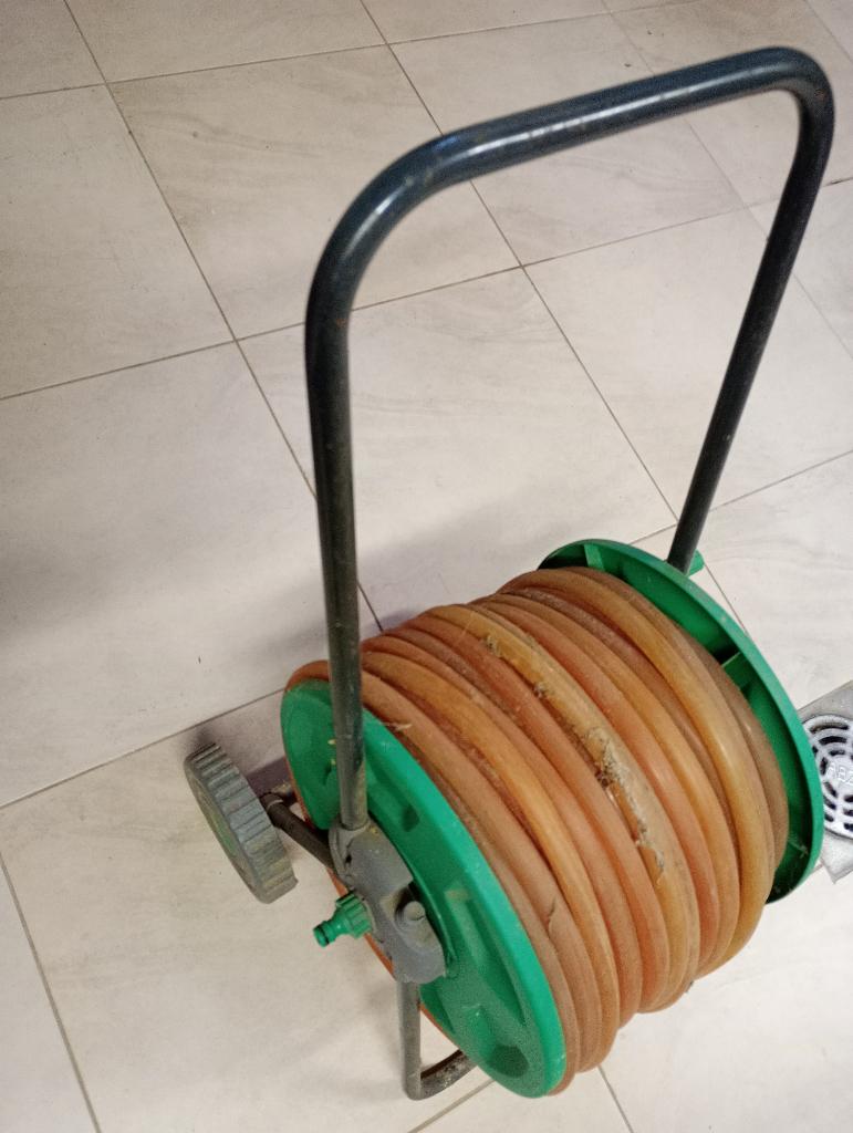 Rolwagen zonder tuinslangen, Tuin en Terras, Tuinslangen, Gebruikt, Tuinslanghaspel, Ophalen