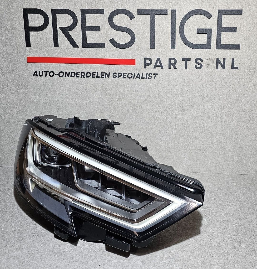 Koplamp Audi A3 8V Facelift Voll LED Matrix Rechts 8V0941036, Autos : Pièces & Accessoires, Éclairage, Utilisé, Origine de la pièce connue