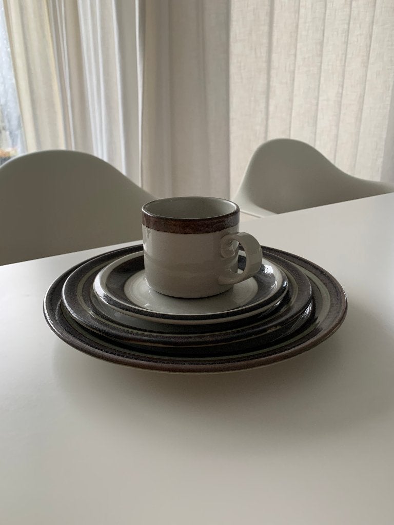 Arabia Finland Karelia vintage servies sixties 40 stuks, Antiek en Kunst, Ophalen