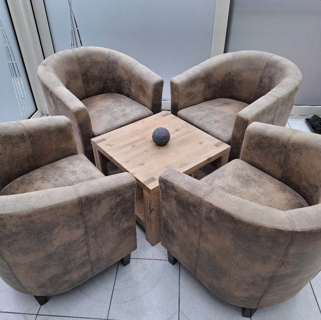 Lot table d'appoint et fauteuils assortis, 55 à 75 cm, Enlèvement, Utilisé, Bois