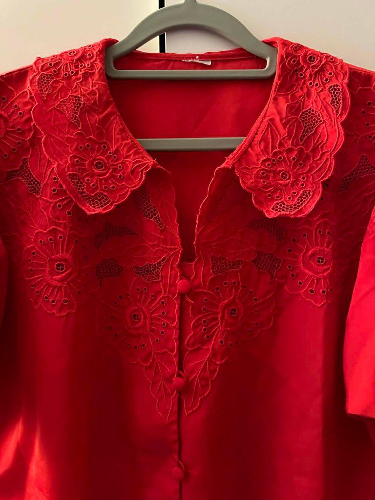 Satijnen hemd maat M, Kleding | Dames, Blouses en Tunieken, Ophalen of Verzenden, Zo goed als nieuw, Maat 38/40 (M), Rood