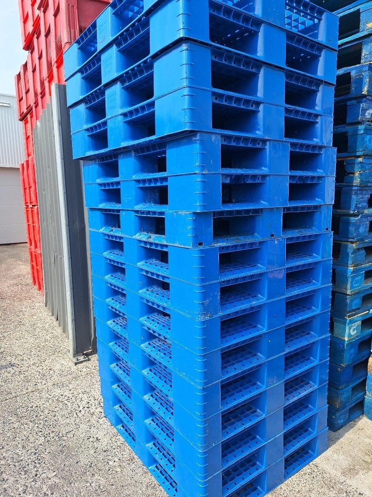 Palettes en plastique, Animaux & Accessoires, Enlèvement