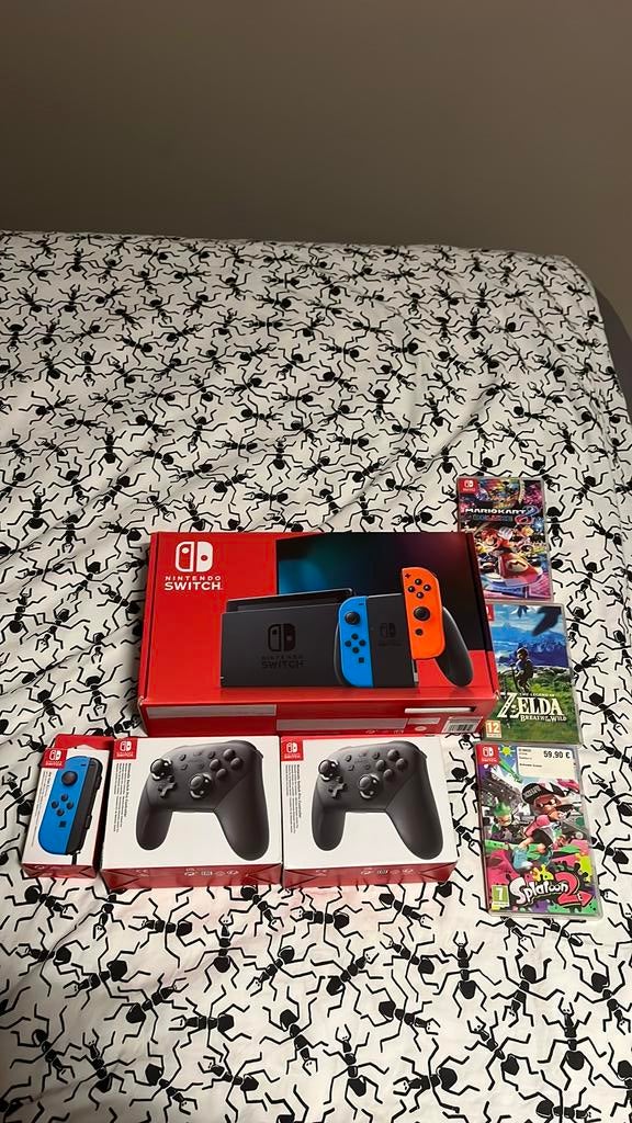je vend ma nintendo switch avec …, Games en Spelcomputers, Ophalen, Zo goed als nieuw