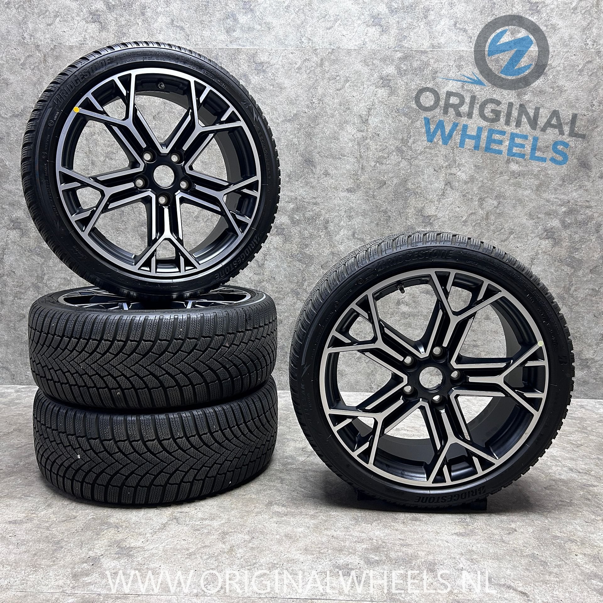 18 inch originele velgen + ☀️ of ❄️banden Hyundai I20 N I30, Auto-onderdelen, 18 inch, Gebruikt, -, -