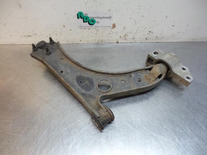 Bras de suspension avant gauche d'un Seat Altea (Altea 07-), -, 3 mois de garantie, Utilisé, -