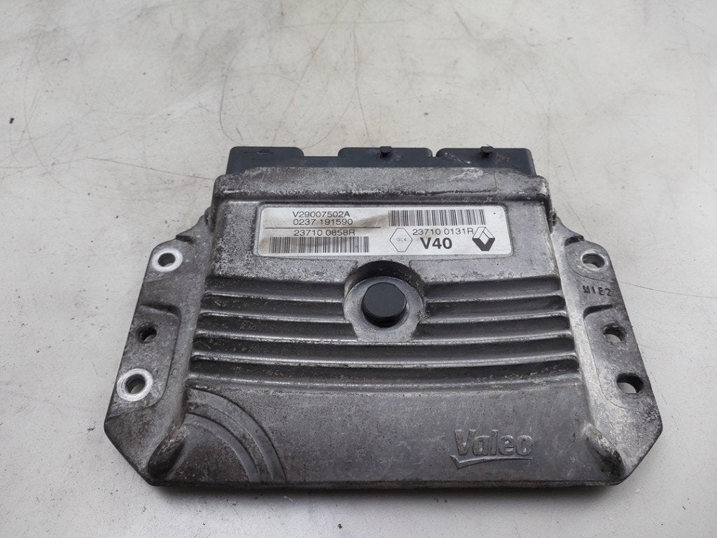COMPUTER MOTOR Renault Megane III Berline (BZ), Auto-onderdelen, Gebruikt, Renault, Peter-Huppertz-Straße 5
51063  Köln, DE, Dialog.deutschland@renault.de