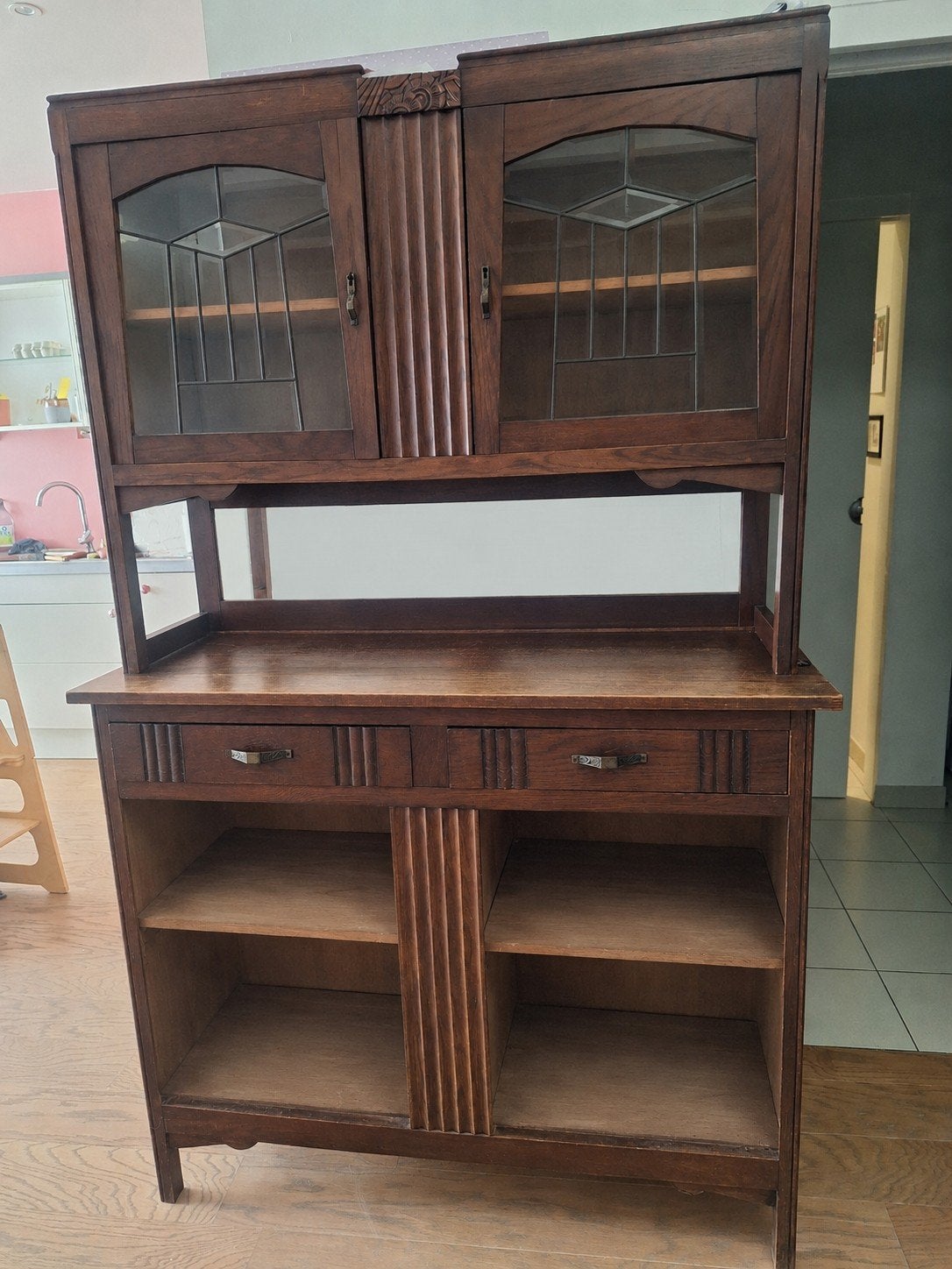 Antieke houten buffetkast, Enlèvement
