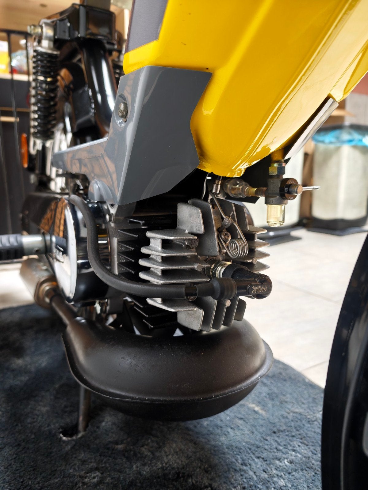 Honda Camino, Fietsen en Brommers, Ophalen, Zadel