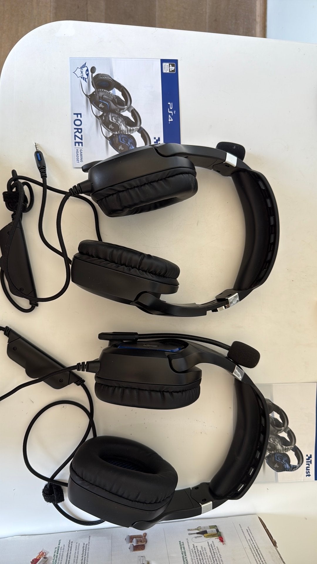 2x gaming headset for PS4 Trust Forze x2, Ophalen, Gaming headset, Zo goed als nieuw