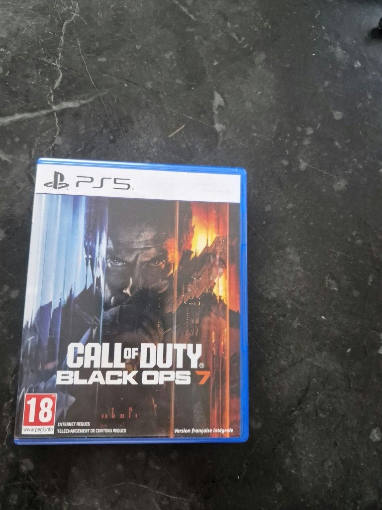 Jeux ps5  call of duty Black ops 7 neuf, 3 joueurs ou plus, Enlèvement ou Envoi, Comme neuf, Aventure et Action