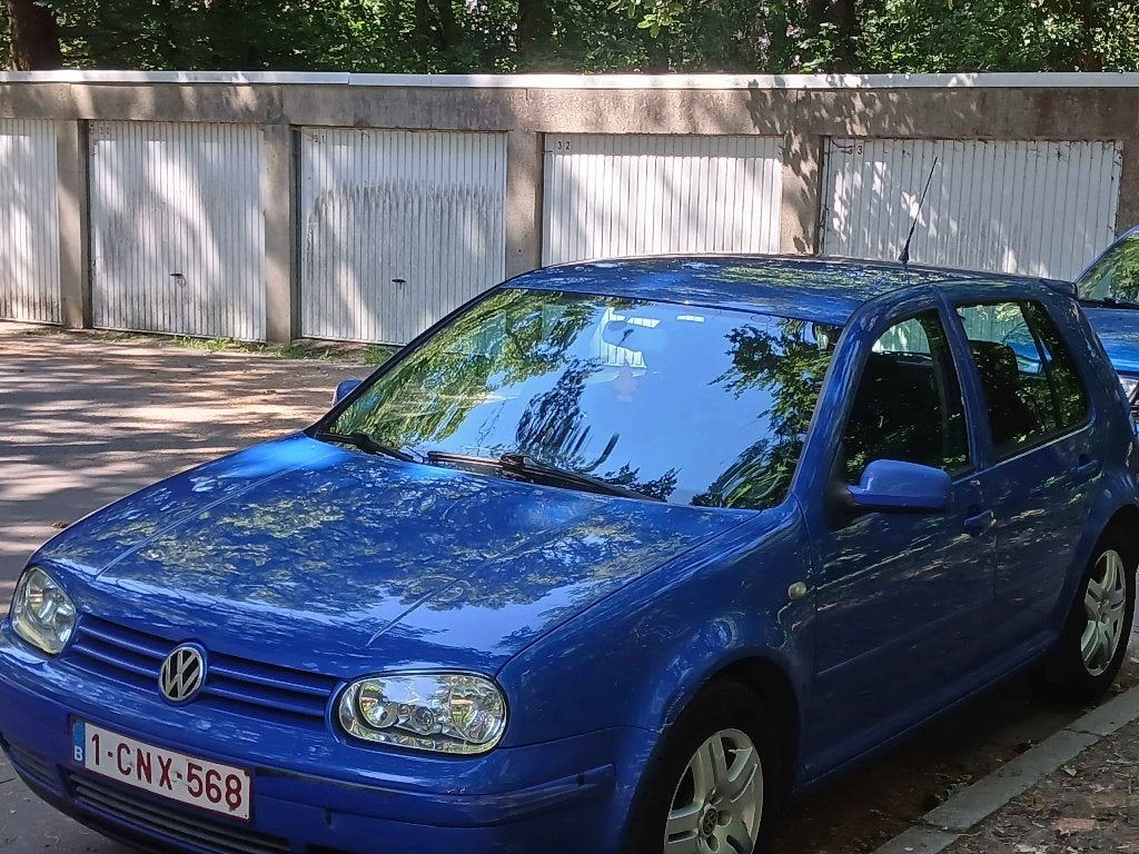 Golf IV 110cv 1.9TDI highline + voorbereiding Karakter, Auto's, Volkswagen, Voorwielaandrijving, Stof, 4 cilinders, Blauw