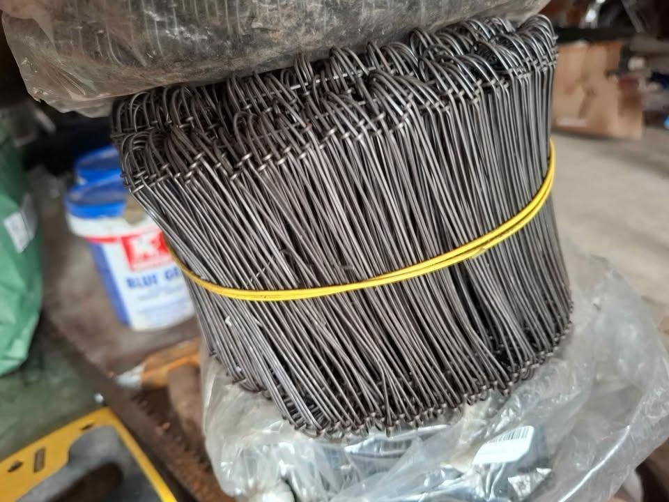 Grote partij binddraad / bindlas 12cm / 58000 stuks, Doe-het-zelf en Bouw, Metalen, Ophalen, Nieuw, IJzer