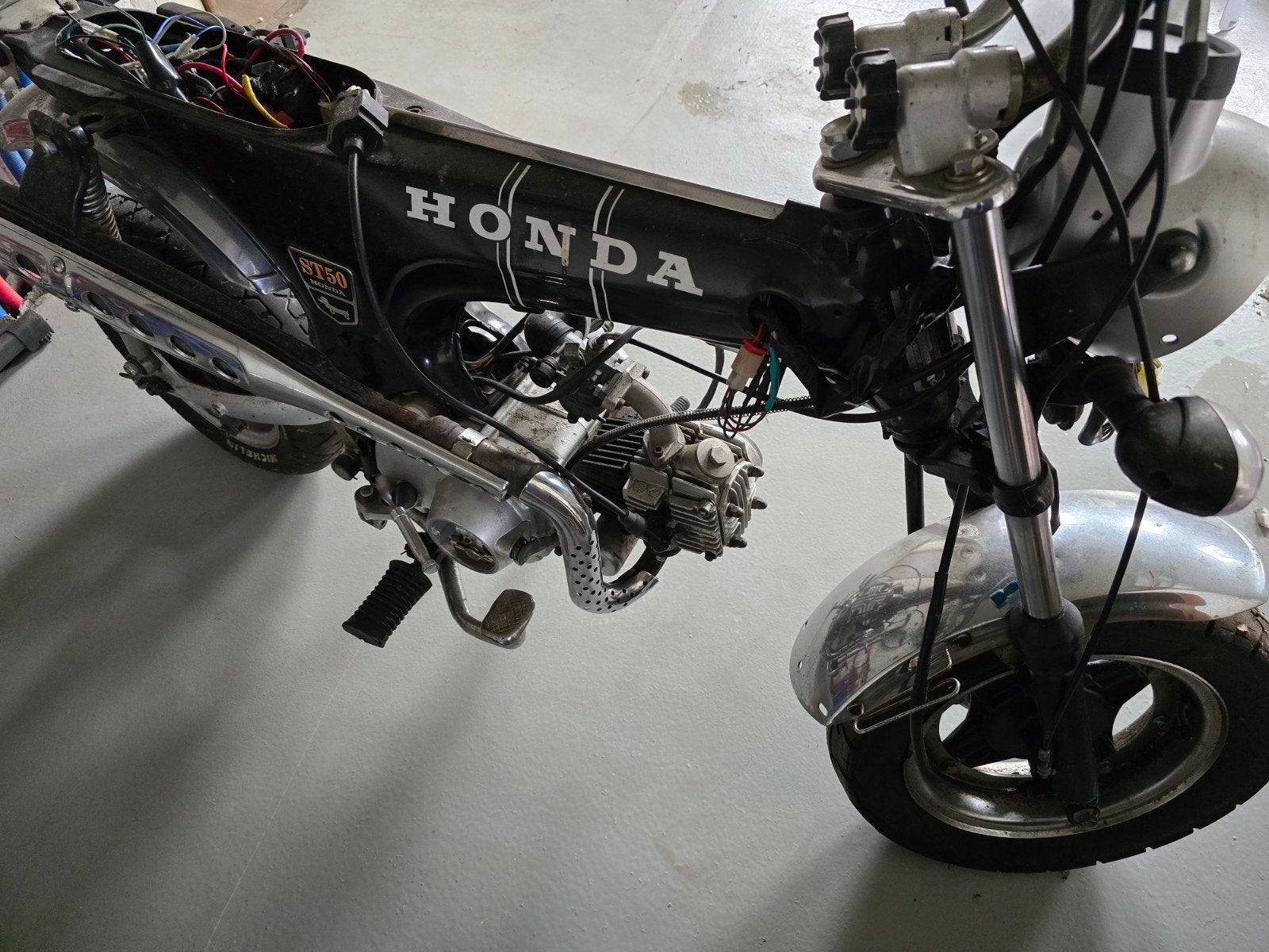 Honda dax te koop, Ophalen