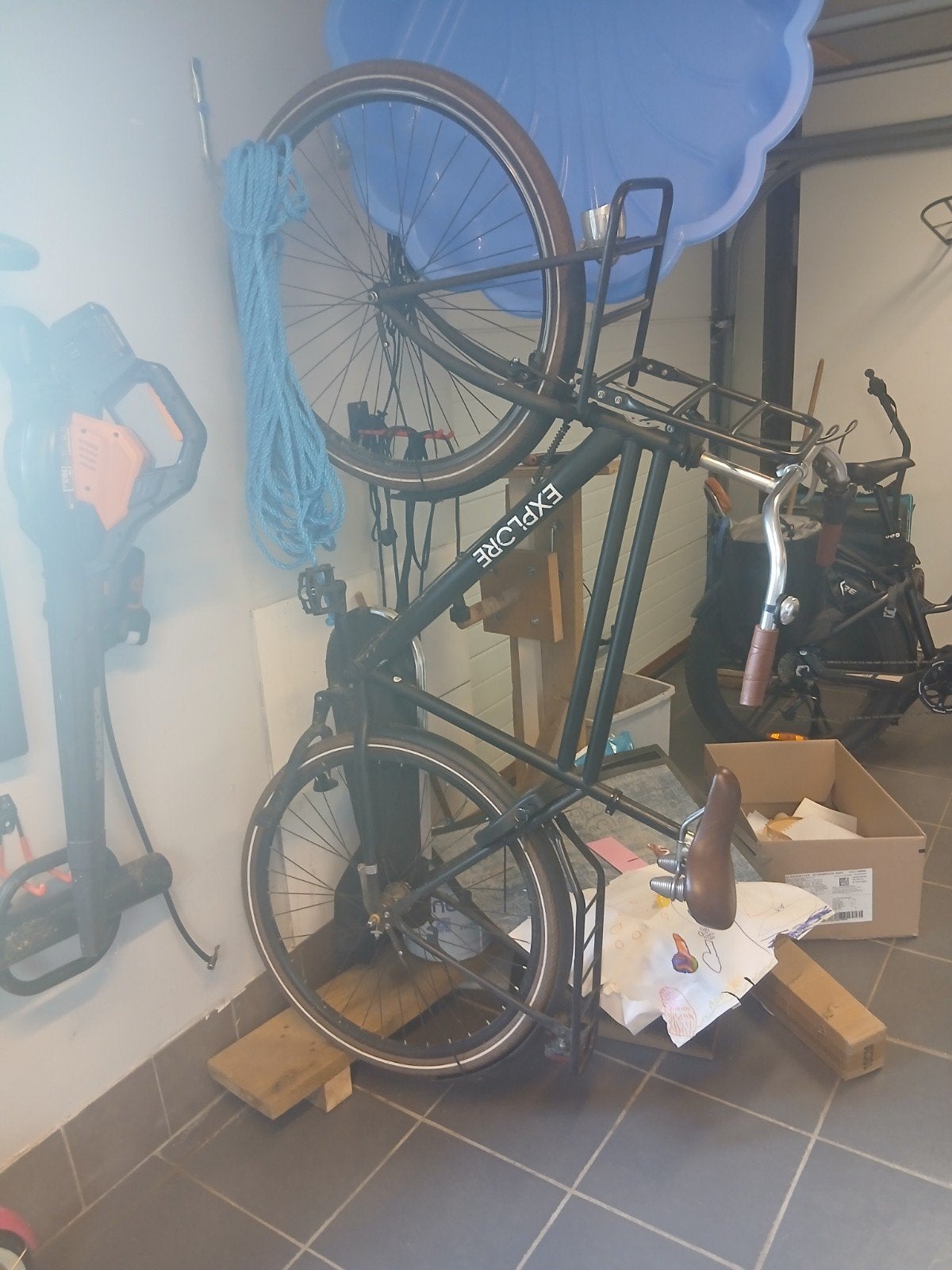 Grote heren fiets., Ophalen