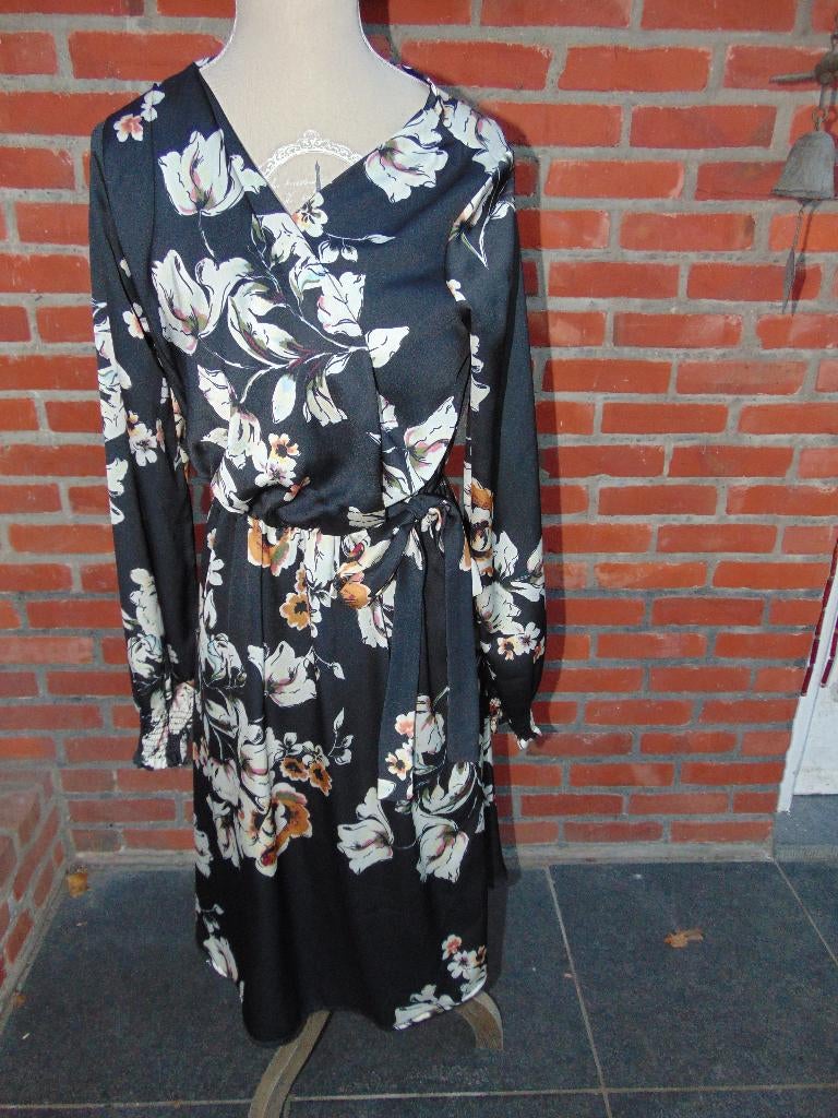 Kleedje Lola & Liza nieuwstaat, Kleding | Dames, Zwart, Ophalen of Verzenden, Zo goed als nieuw, Maat 36 (S)