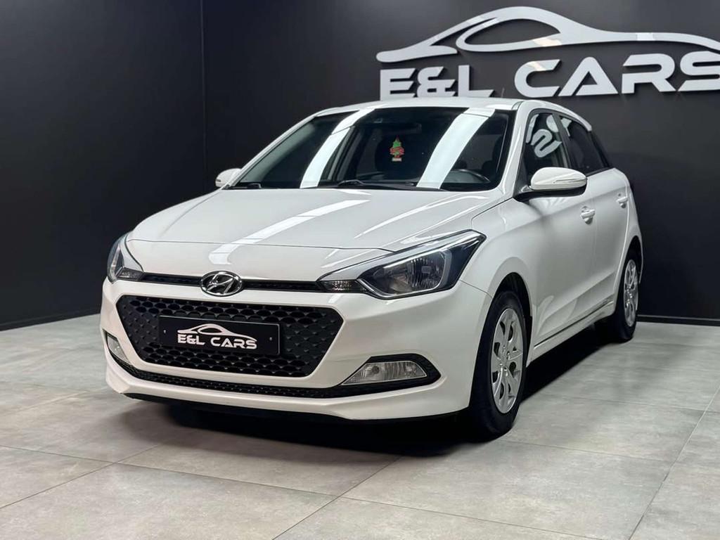 Hyundai i20 i20 1.4i *12 mois de garantie* (bj 2018), Auto's, Hyundai, Bedrijf, Te koop, i20, ABS, Airbags, Airconditioning, Bluetooth