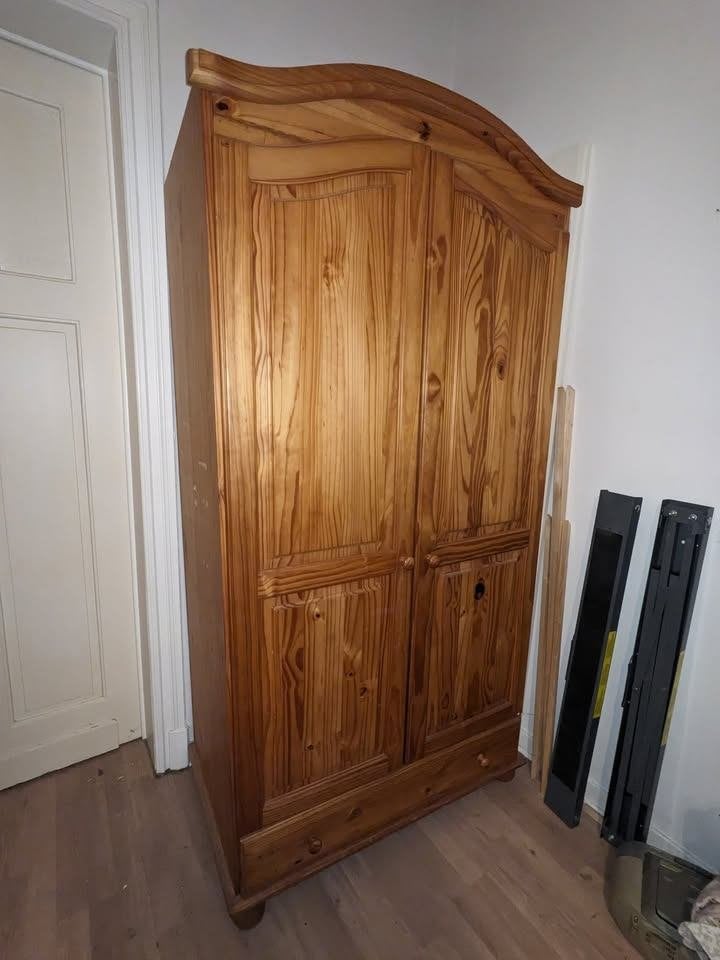 Armoire garde robe, Maison & Meubles, 100 à 150 cm, Enlèvement, Utilisé, 75 cm ou plus