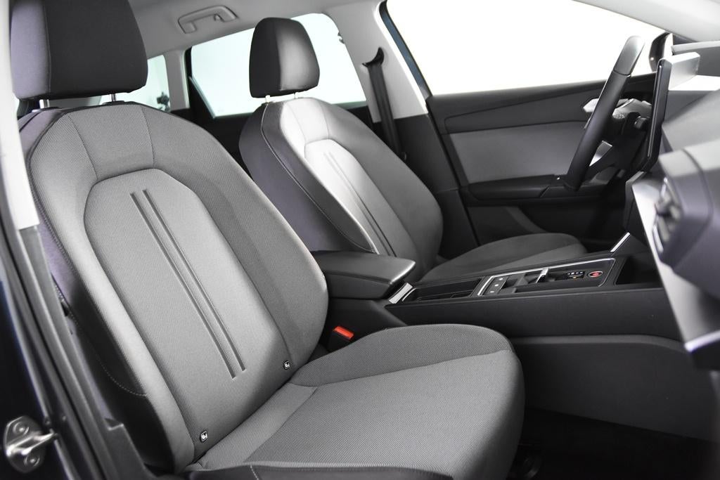 Seat Leon Sportstourer, Argent ou Gris, Achat, Euro 6, Entreprise