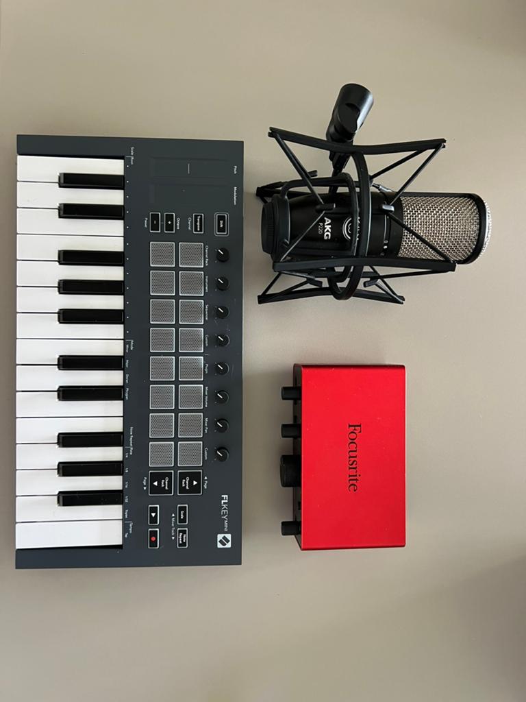 HOME STUDIO SALE, Muziek en Instrumenten, Midi-apparatuur, Ophalen, Zo goed als nieuw