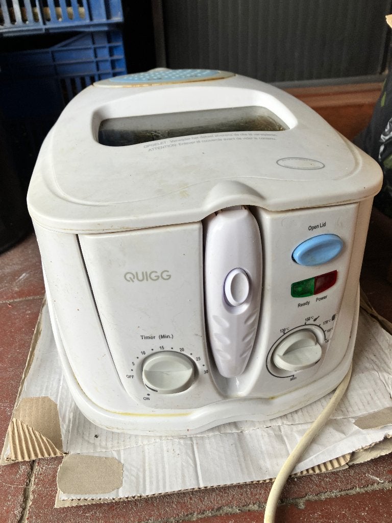 Friteuse, 2 tot 3 liter, Ophalen, Gebruikt, Uitneembare binnenpan