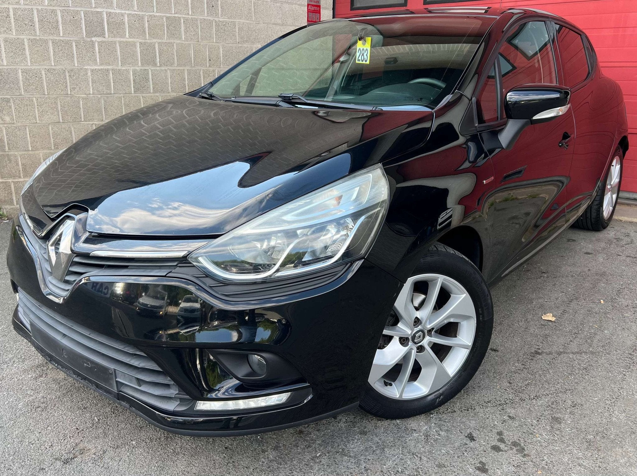 Renault Clio 0.9 TCe LIMITED Edition + CAR-PASS + NAVI + CLI, Autos, Euro 6, Entreprise, Boîte manuelle, https://public.car-pass.be/vhr/80479c81-3123-48ff-a2d8-7115d516ba25
