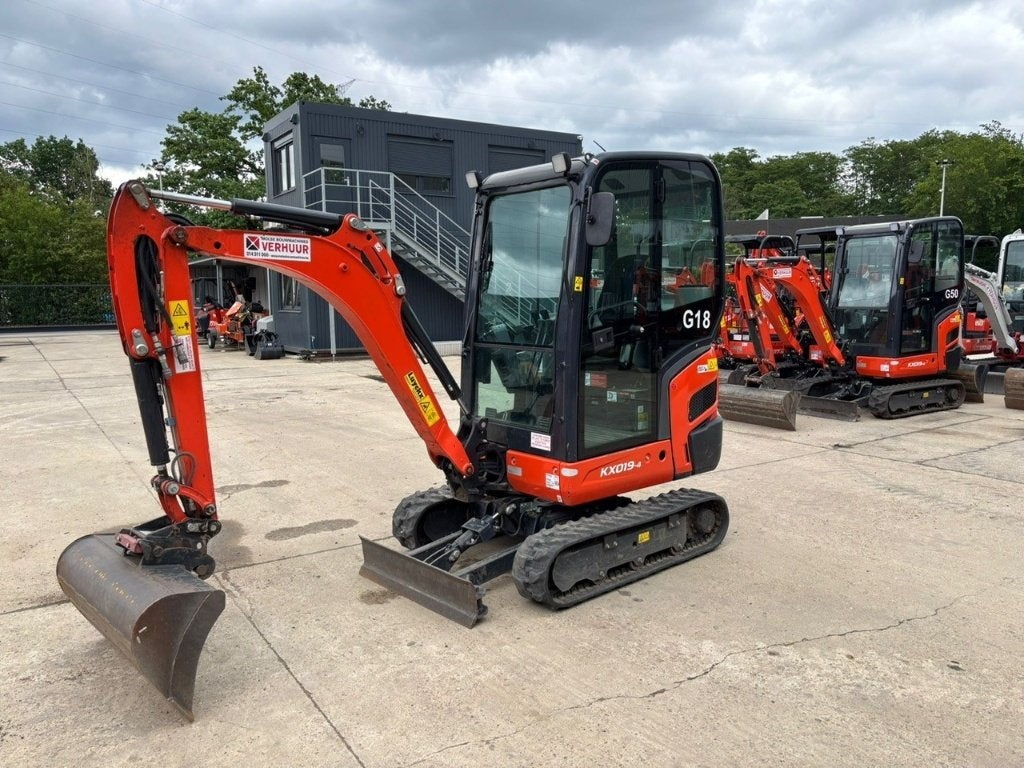 Minipelle Kubota KX019-4, Articles professionnels, Machines & Construction | Grues & Excavatrices, Enlèvement, Excavatrice