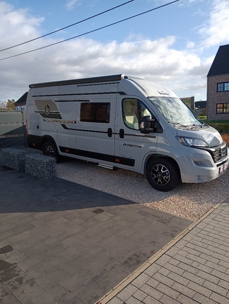 Camperbus  2025 benivan 190 plus  nieuwstaat !  2041 km !, Toilette à cassette, Fiat, 5 à 6 mètres, 6 à 7 mètres