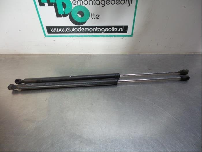 Set Gasdempers Achterklep van een Citroen C8, Gebruikt, -, Ophalen of Verzenden, -