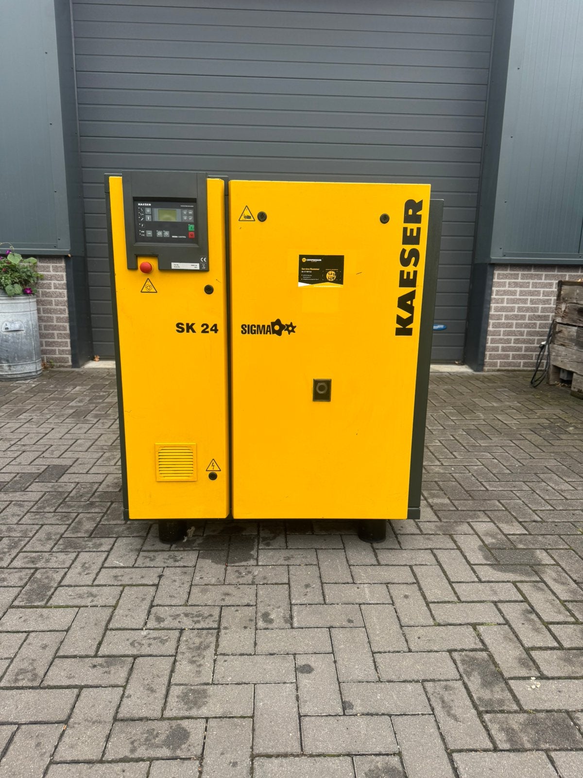 Kaeser sk24 schroefcompressor, Doe-het-zelf en Bouw, Compressors, Ophalen of Verzenden