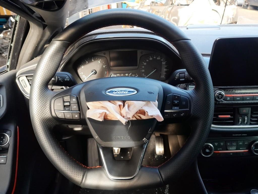 VOLANT DIRECTION Ford Fiesta 7 (01-2017/07-2023), Utilisé, Ford