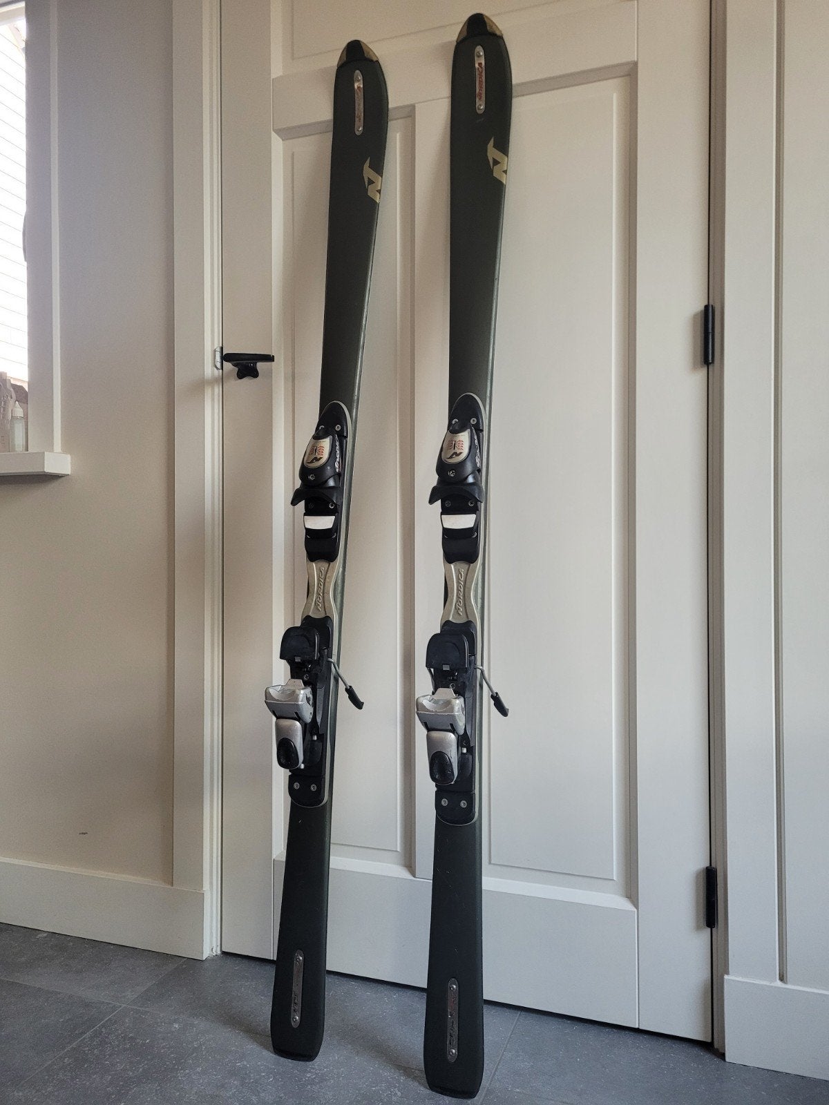 Nordica skilatten, Sports & Fitness, Skis, 140 à 160 cm, Enlèvement, Utilisé