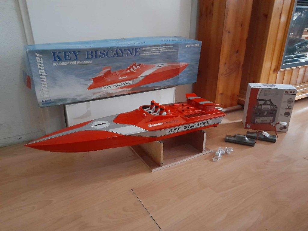 Zeer snelle RC vintage Graupner Key-Biscayne Powerboat., Hobby & Loisirs créatifs, Modélisme | Bateaux & Navires, Enlèvement, Comme neuf