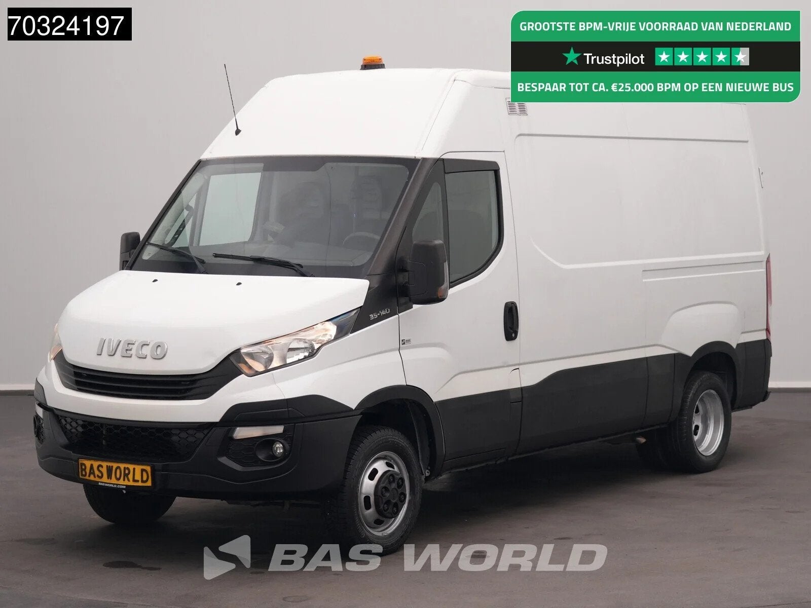 Iveco Daily 35C14 L2H2 Trekhaak Airco Cruise Camera Werkplaa, Autos, Achat, Euro 6, Entreprise, Boîte manuelle