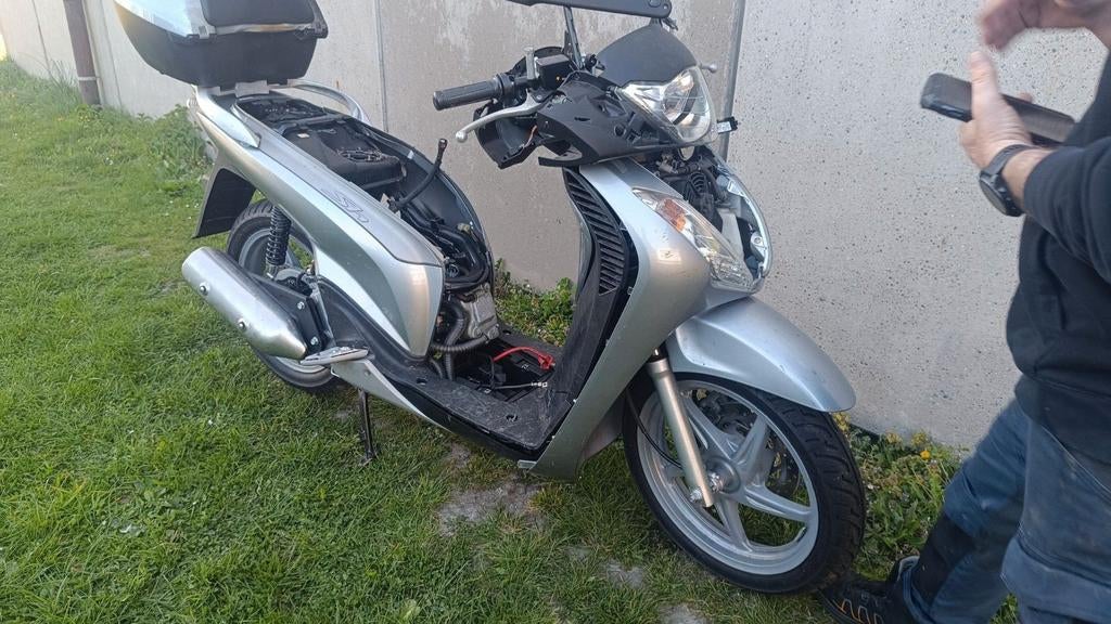 Honda sh 125 onderdelen, Enlèvement ou Envoi